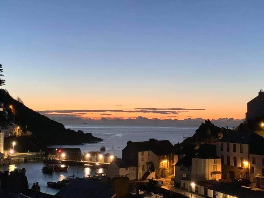 Bijou Coastal Apartment In Polperro With Hot Tub Onsite Parking Downhill Walk To Village Eksteriør billede